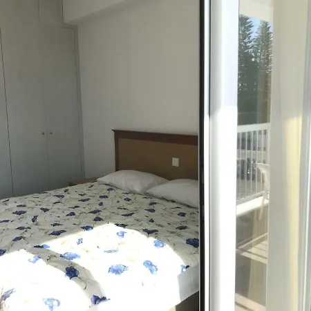 Daire Nissi 3 Bedroom Aya Napa